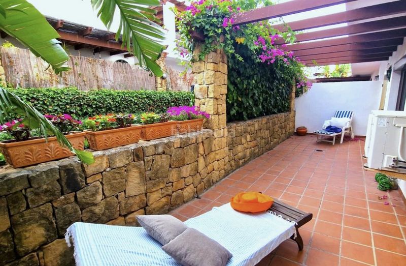 Foto 02f0517d-363b-40f8-837d-745e999fff58. Apartament amb piscina a lomas de Marbella club Marbella