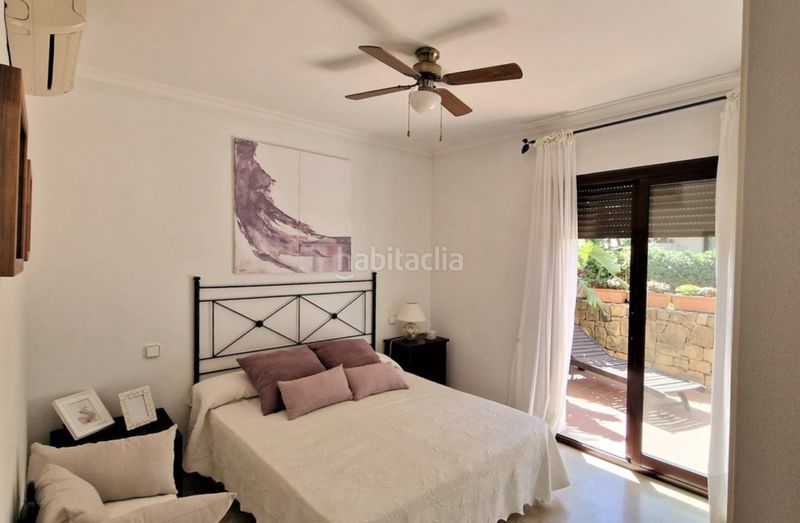Foto 2bc304f4-aa42-4e87-8bd1-a6ccb5bd4f62. Apartament amb piscina a lomas de Marbella club Marbella
