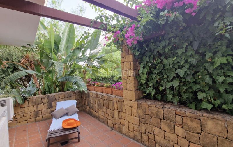 Foto d3a7d29e-dab5-4db5-9830-a65f20089748. Apartament amb piscina a lomas de Marbella club Marbella