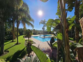 Apartament a Urbanización nueva atalaya 72. Un apartamento de 2 dormitorios en planta baja con terraza priva