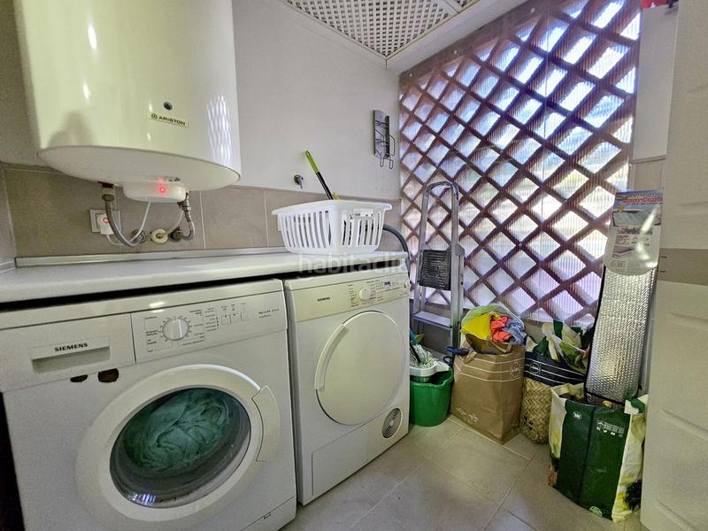 Foto a8fe1026-0393-4cbe-b924-44b726f8c647. Piccolo appartamento in urbanización Nueva Atalaya 72 in Estepona