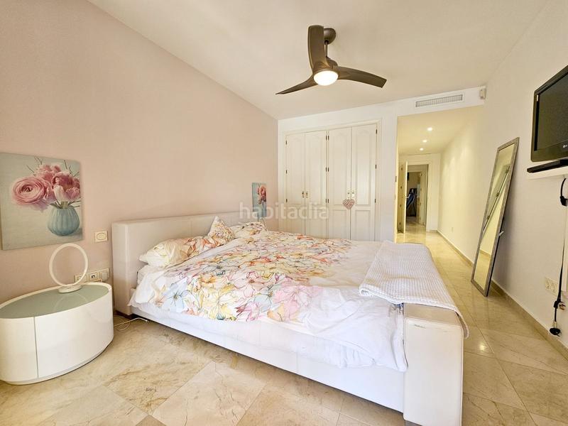 Foto ceb3fb94-9e58-4274-b96b-13b648c656d6. Piccolo appartamento in urbanización Nueva Atalaya 72 in Estepona