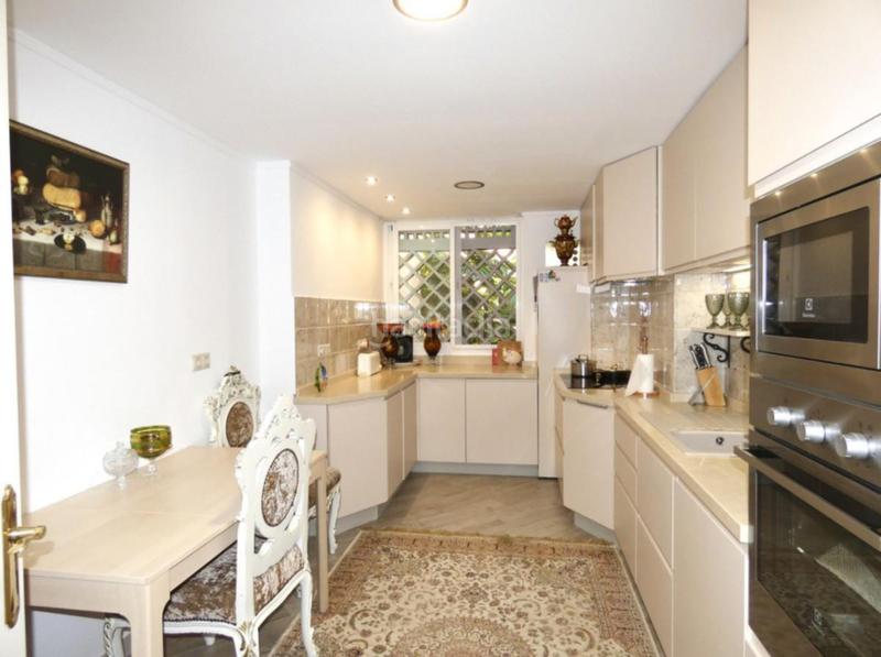 Foto 01b9ef95-8ff9-4466-8bda-0e785bd43eb7. Dachwohnung mit pool in Nueva Atalaya Estepona