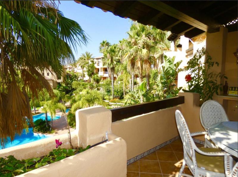 Foto cd0add64-ffd6-42d5-9e3a-5e902de1d8ba. Dachwohnung mit pool in Nueva Atalaya Estepona