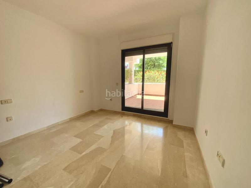 Foto 5f76899b-775f-4ee4-971f-63dc85e9643b. Apartament a calle trajano 11 a Villacana - Costalita - Saladillo Estepona