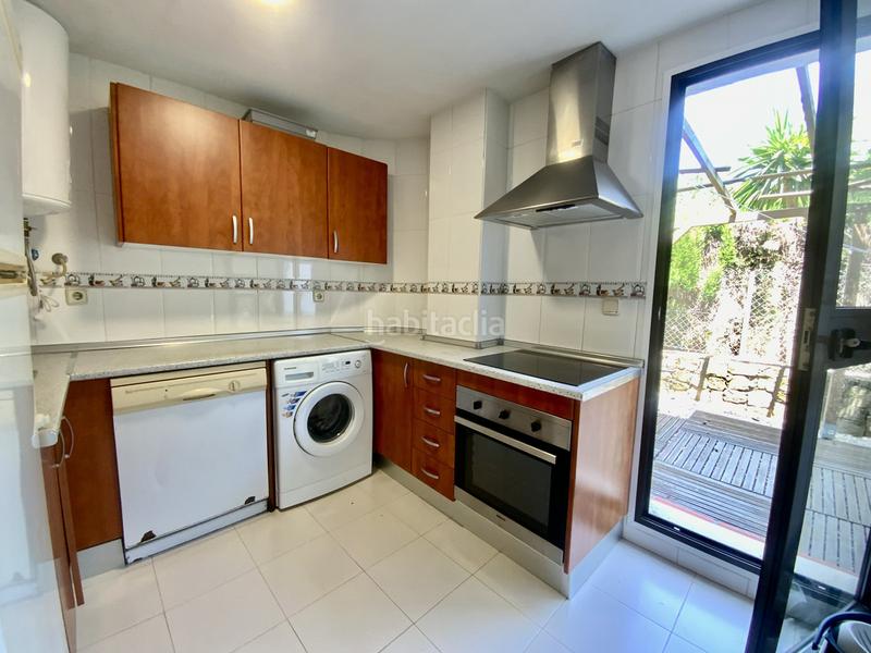 Foto 60a96d04-44f0-49c1-8110-8ddf094b7694. Apartament a calle trajano 11 a Villacana - Costalita - Saladillo Estepona