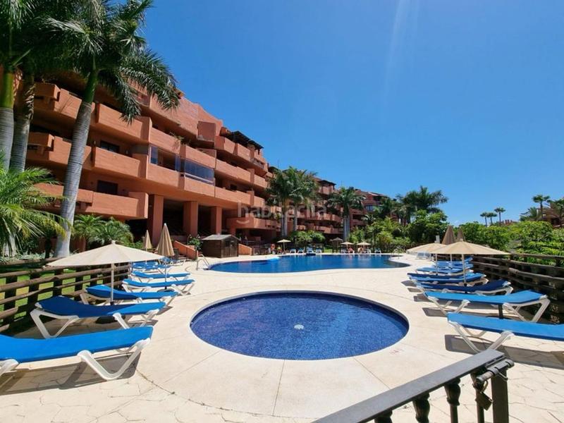 Foto 19f4503d-4a7a-40dc-96f8-e912d1f492e5. Apartamento  con vistas espectaculares, piscina comunitaria y sauna en Estepona