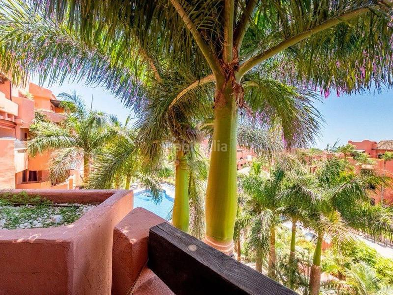 Foto 569138f3-6b8f-484c-a3f4-8ba299ddb2c1. Apartamento  con vistas espectaculares, piscina comunitaria y sauna en Estepona