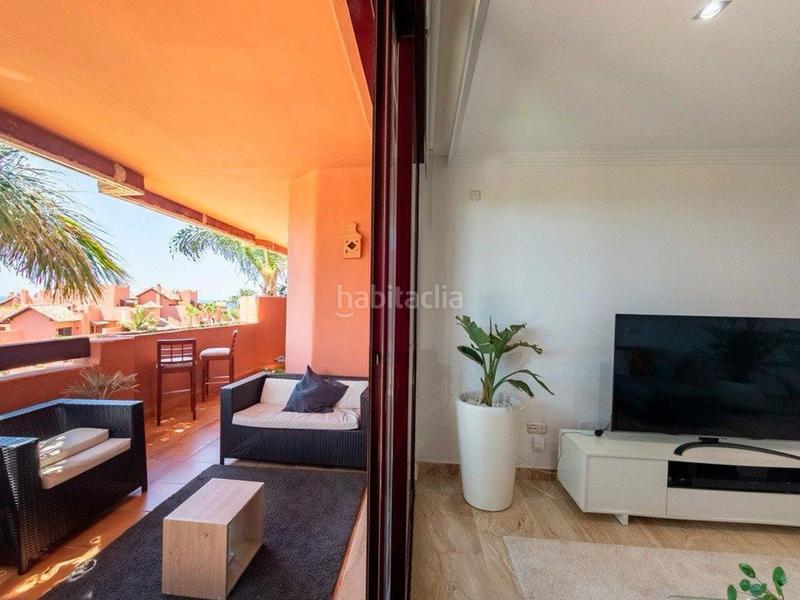 Foto 71d23fab-fac2-4edb-8d81-f1c842e2197e. Apartamento  con vistas espectaculares, piscina comunitaria y sauna en Estepona