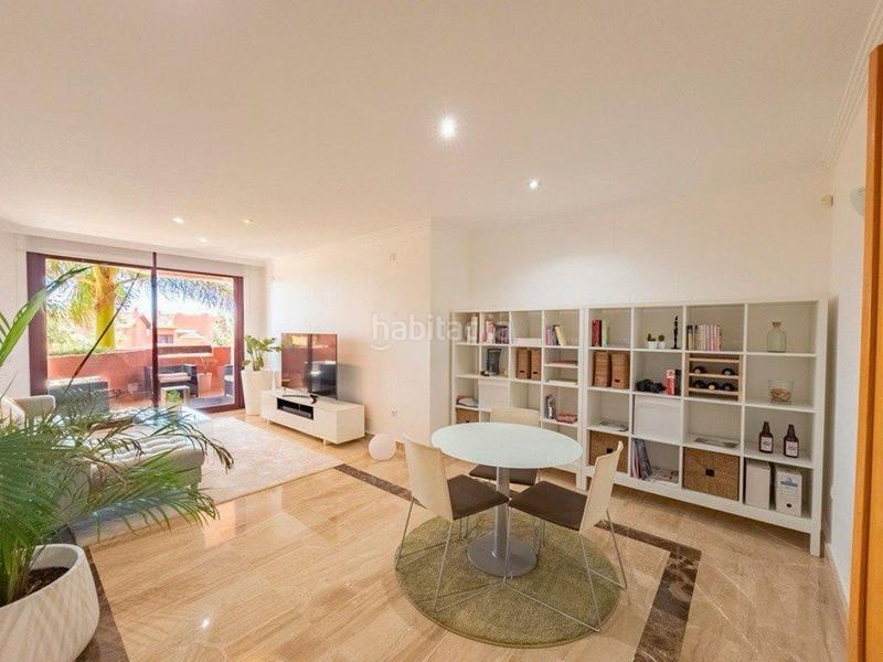 Foto 82ad221a-241d-4722-8fff-147e14dd1e1d. Apartamento  con vistas espectaculares, piscina comunitaria y sauna en Estepona