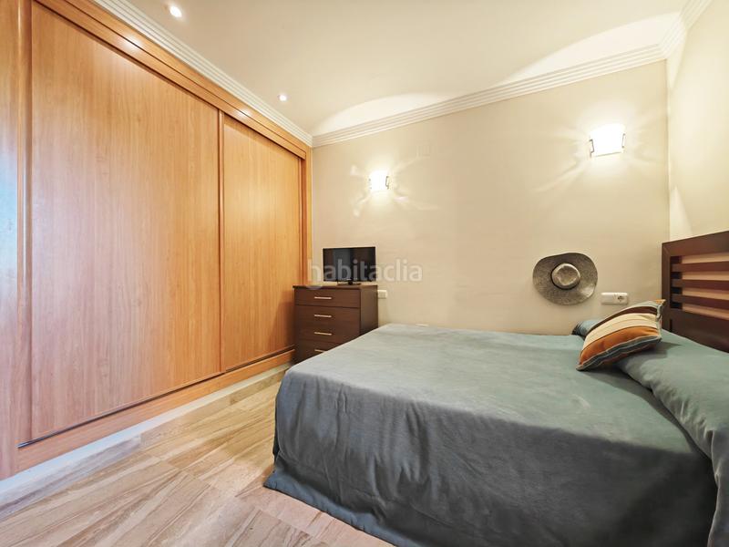 Foto 7a2aa65e-23a1-4c80-bd94-ba0bdddbf2bf. Apartamento  de 2 dormitorios con piscina comunitaria, garaje y vistas al mar en Estepona
