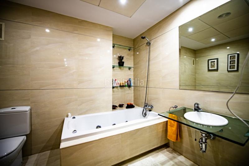 Foto 89fb5ad3-95e5-437f-b9af-b9d50bb91c1c. Ático  de 3 dormitorios con terrazas espectaculares, piscina comunitaria y spa en Estepona