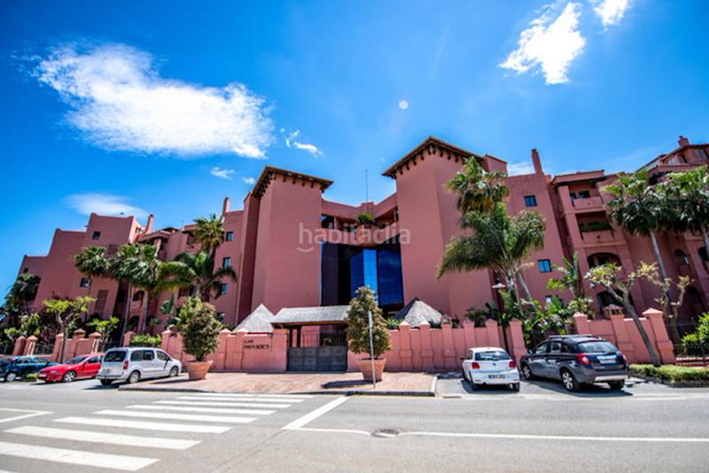 Foto 90ecae62-fd2c-4c39-b8d1-2aa4701764db. Ático  de 3 dormitorios con terrazas espectaculares, piscina comunitaria y spa en Estepona