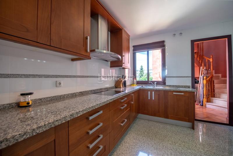 Foto c40123ce-9bf8-43ed-a1d5-1a4295be225a. Ático  de 3 dormitorios con terrazas espectaculares, piscina comunitaria y spa en Estepona