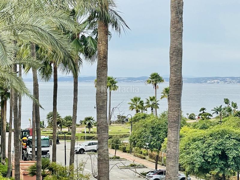Foto e9ea7ea3-da7e-4c31-b187-ffd069e694f6. Ático en avenida de la playa 2 apartamento de 3 dormitorios con terraza, piscinas, gimnasio y playa en Estepona