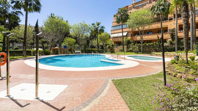 Foto b7fade27-4f23-4de6-930a-1296b76f8b06. Apartament amb piscina a La Carolina - Guadalpín Marbella