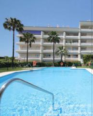 Apartament  Avenida conde rudi. Amplio apartamento de 3 habitaciones con terraza privada en cost