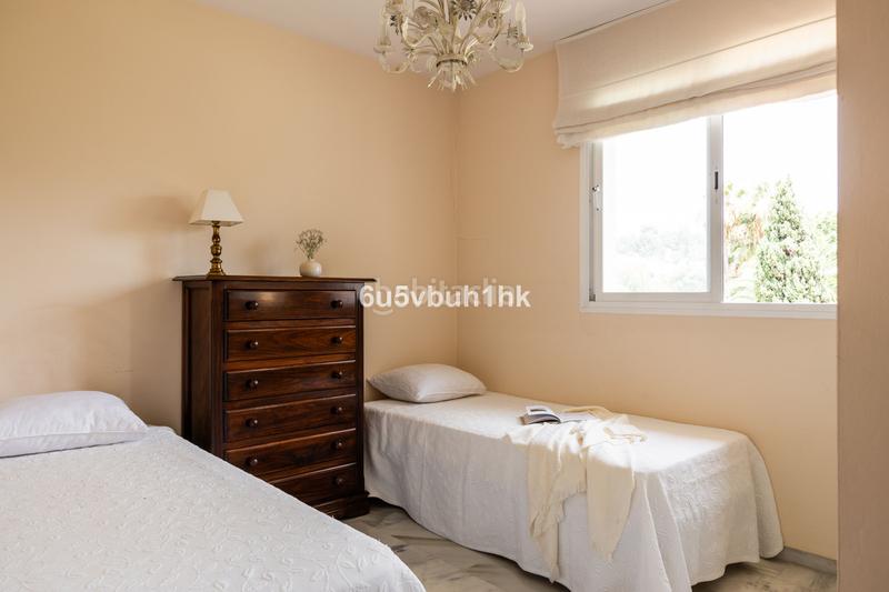 Foto 03fea587-2ee3-43c8-add9-25b2d061d7b4. Apartment with pool in La Carolina - Guadalpín Marbella