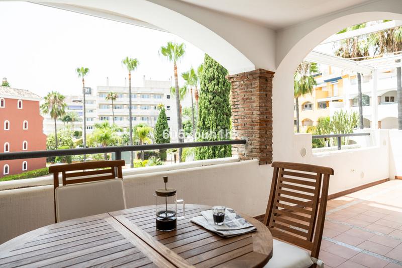 Foto 8e847792-944f-4eff-a10d-5969dfe2f8b5. Apartment with pool in La Carolina - Guadalpín Marbella