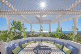Chalet  Urbanización la capellanía. Mansión de ensueño en jardines colgantes: lujo y vistas panorámi