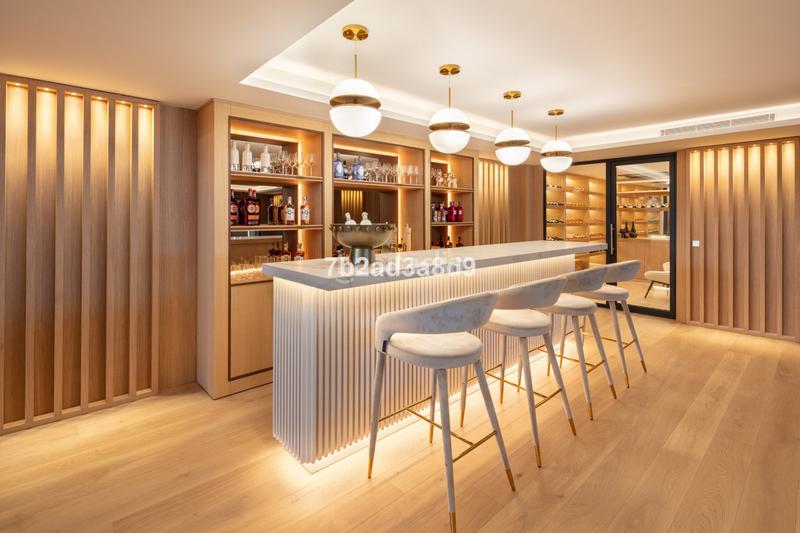 Foto 76060c05-1c27-44ef-975a-db051edf9e1e. Chalet avec cheminée parking piscine dans Nagüeles Alto Marbella