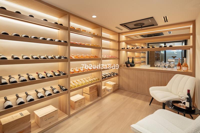 Foto 8372edbb-121d-4114-8db7-6b33d569221e. Chalet avec cheminée parking piscine dans Nagüeles Alto Marbella