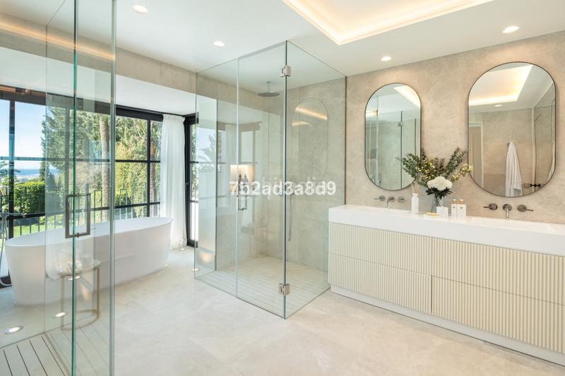 Foto 9e99893d-5454-4148-828c-d8e736a32956. Chalet avec cheminée parking piscine dans Nagüeles Alto Marbella