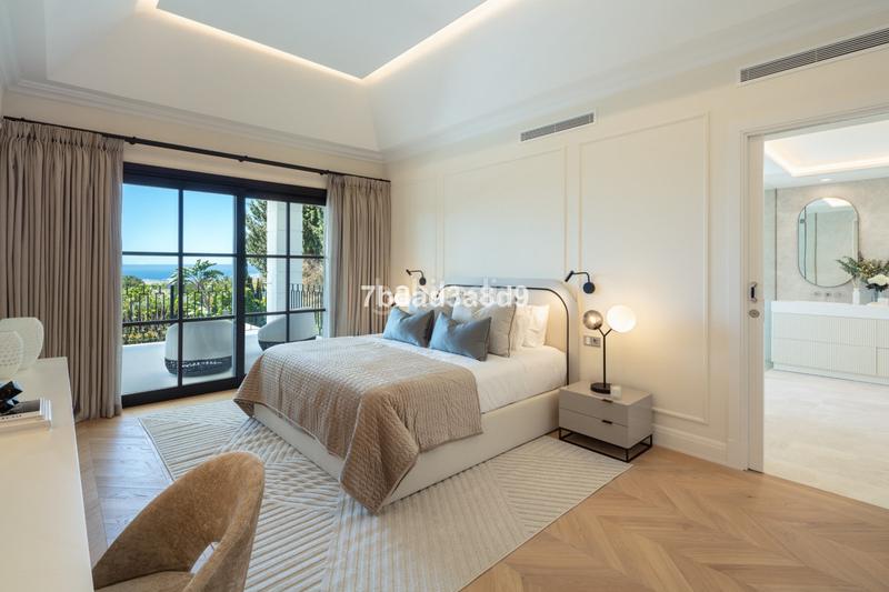 Foto bb85b559-5821-456f-b4b6-f16cf9f98512. Chalet avec cheminée parking piscine dans Nagüeles Alto Marbella