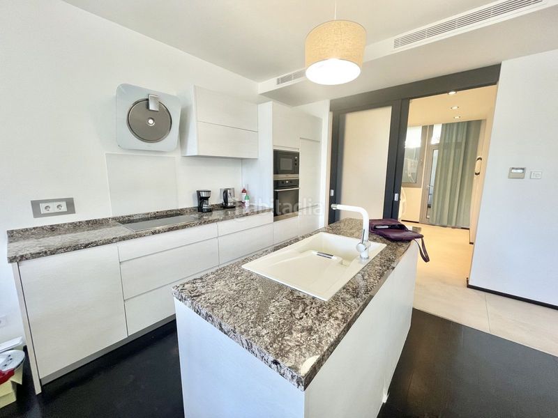Foto dca75aa7-3e64-4b8e-a995-a369fd52a060. Casa adossada amb piscina a Sierra Blanca Marbella