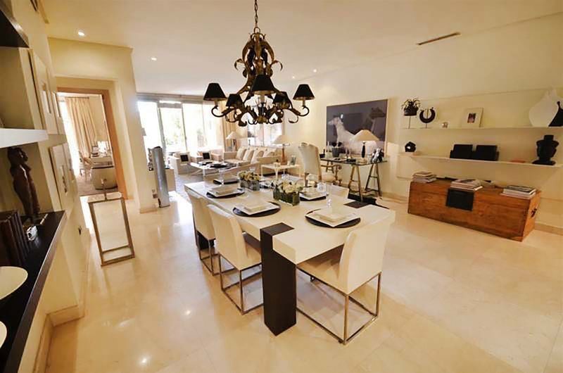 Foto 2156c478-8efd-42d3-9ac7-eb230f0c9ebe. Apartament amb piscina a Sierra Blanca Marbella
