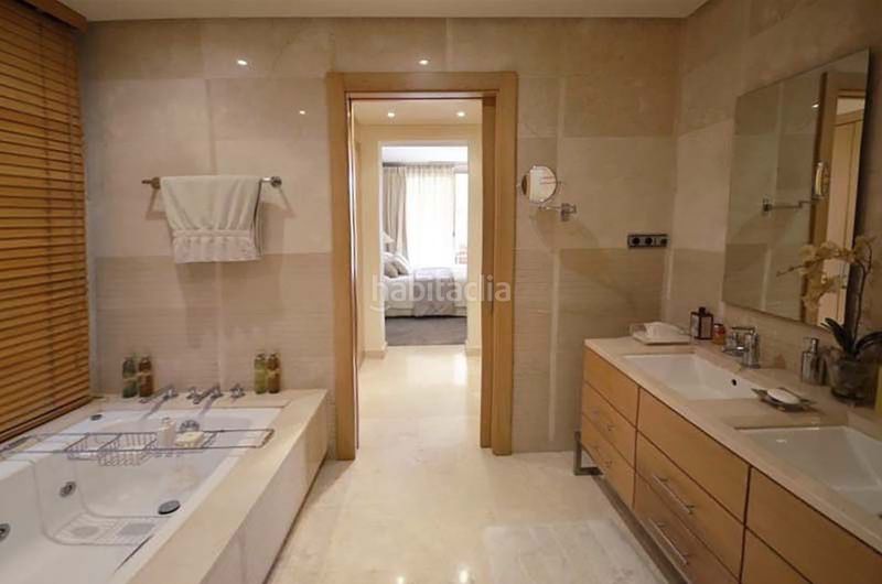 Foto 2b9b0d40-dd9e-4bd4-a75a-067e0f0bc688. Apartament amb piscina a Sierra Blanca Marbella