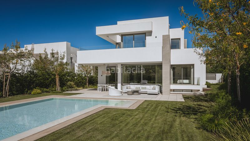 Foto 81485519-a68d-487c-82c6-b668a7739bc7. Xalet amb piscina a Sierra Blanca Marbella