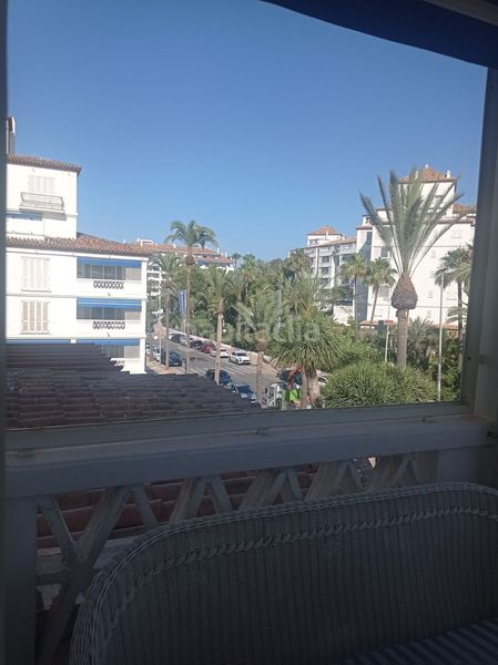 Foto 60373692-93a7-4f2f-999d-ffa69c13f4f8. Apartament amb piscina a Puerto Banús Marbella