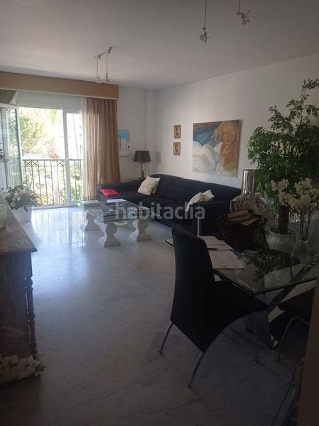 Foto 621d11ac-f7ec-4320-8718-fc7a4457ff87. Apartament amb piscina a Puerto Banús Marbella