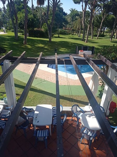 Foto 70d9b39f-bdf5-40ee-94ab-c9ee081ba133. Apartament amb piscina a Puerto Banús Marbella