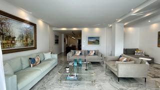Apartament  Avenida playas del duque. Viva el sueño mediterráneo en playas del duque: apartamento de 3
