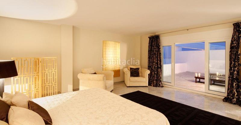 Foto 1105e436-257a-4cb8-b076-ae001c15e228. Dachwohnung mit pool in Puerto Banús Marbella