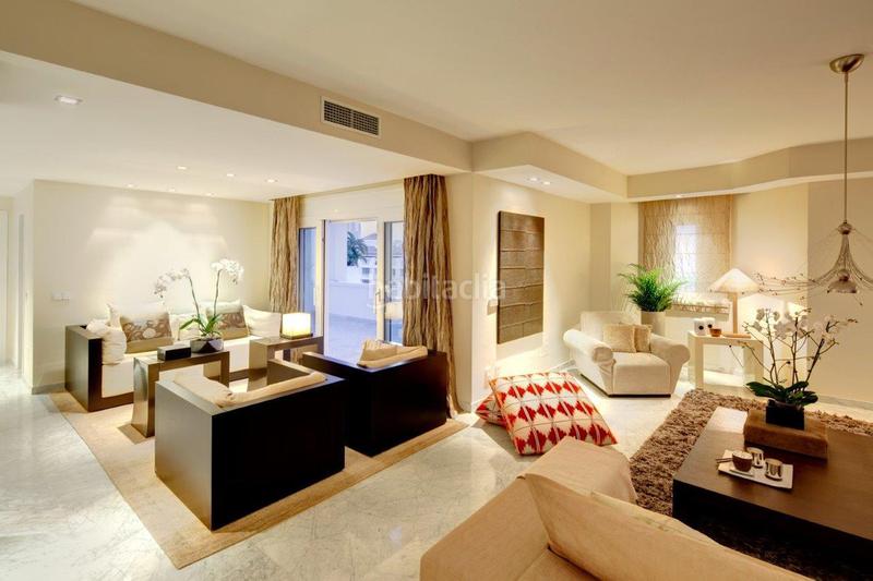 Foto e98136ac-f735-405d-aa77-4e17cbcfac53. Dachwohnung mit pool in Puerto Banús Marbella