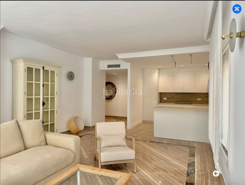 Foto 35619c14-8d91-4932-ae8b-532e34b3309d. Apartamento moderno apartamento a pie de la playa en elviria en Marbella