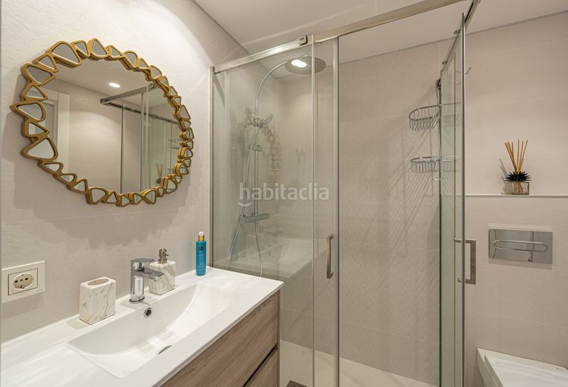 Foto 2457322f-37ce-4954-8de1-cc0d995267c3. Apartament amb piscina a Nueva Andalucía centro Marbella