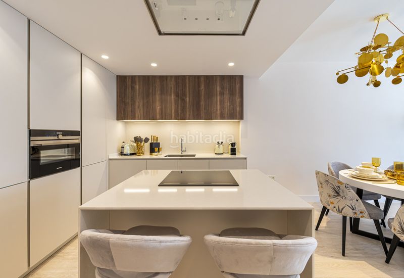 Foto 30711dfd-49e6-4f3d-b802-3b8e813b29f1. Apartament amb piscina a Nueva Andalucía centro Marbella