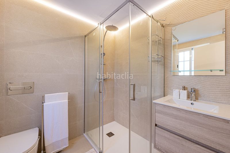 Foto 81f3692c-0b39-43f0-9fa3-4f477a6bd9de. Apartament amb piscina a Nueva Andalucía centro Marbella