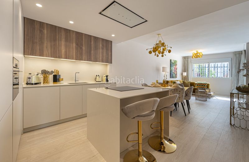 Foto d2346912-e735-4694-81df-29db9bc2fc73. Apartament amb piscina a Nueva Andalucía centro Marbella