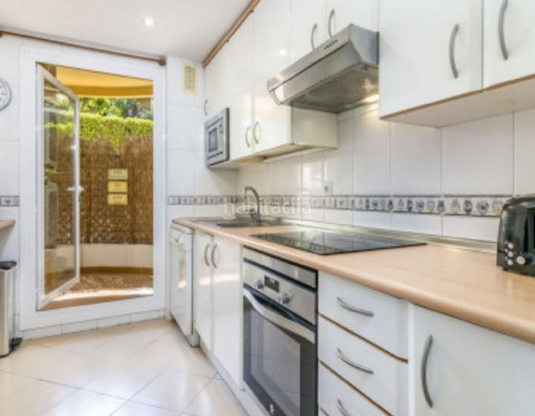 Foto 98a7c292-842c-45d8-806d-6ac275e47b26. Apartament amb piscina a Nueva Andalucía centro Marbella