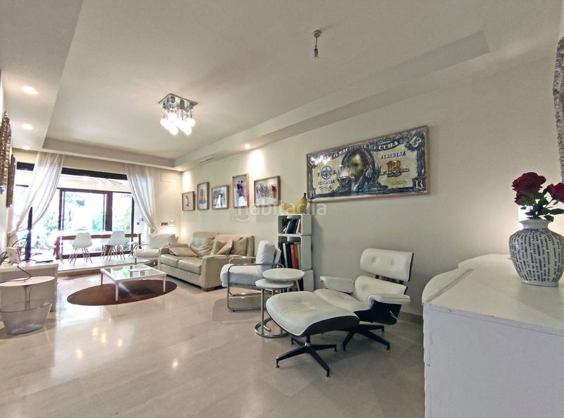 Foto 80c83af9-f0bf-4cfe-8570-10363edf23e6. Apartament amb piscina a Nueva Andalucía centro Marbella