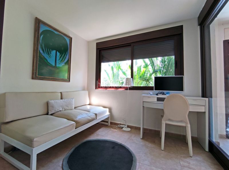 Foto d20cb2aa-cad6-4b54-9cab-8bf28874d32e. Apartament amb piscina a Nueva Andalucía centro Marbella