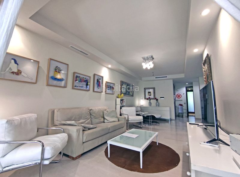 Foto df091a80-8dda-477b-b0a0-05855af611b4. Apartament amb piscina a Nueva Andalucía centro Marbella