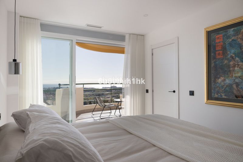 Foto 9935d87d-3e35-4f99-964f-f7b0a63af087. Apartament amb piscina a Nueva Andalucía centro Marbella