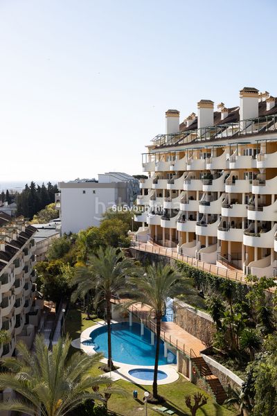 Foto 9ecc89a3-e892-4d26-be18-38aac885a612. Apartament amb piscina a Nueva Andalucía centro Marbella