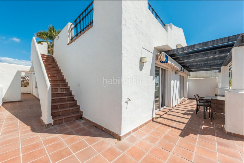 Foto acdf551a-9213-4d1b-aab7-9b41a0e0b2d5. Zweistöckige wohnung mit parking pool in Nueva Alcántara Marbella